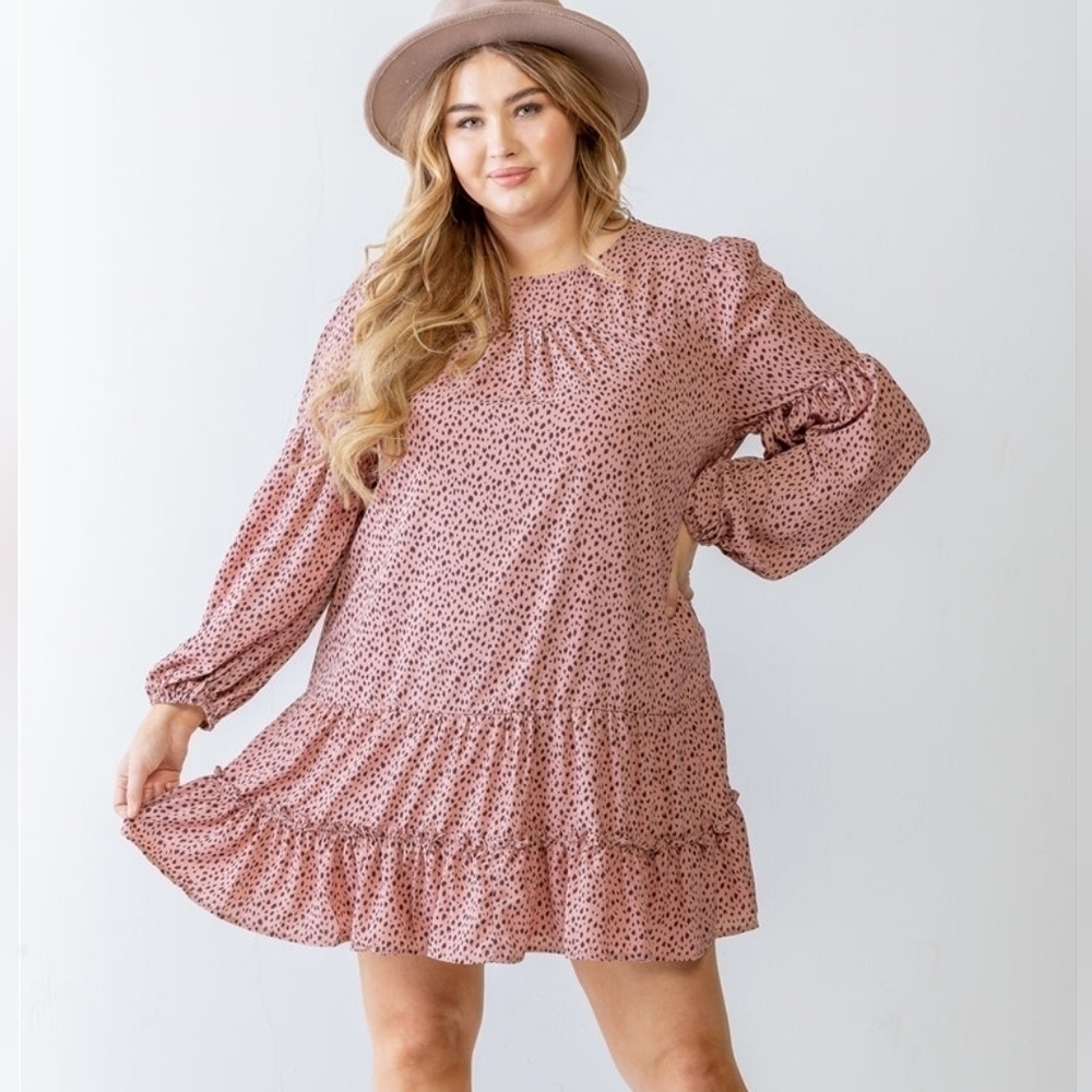 Plus Size Blush Leopard Print Long Sleeve‎ Ruffle Hem Flare Dress – Animal Print - Picture 2 of 3